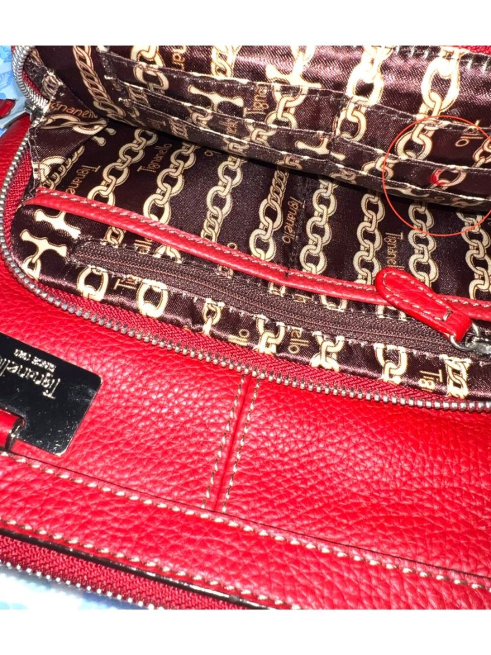 Tignanello Red Leather Crossbody Bag With Silver Hardware & Chain Print Lining - Picture 4 of 9